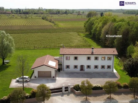 Italienisches Luxusrefugium im Grünen – nur 45 Minuten vom Meer entfernt!