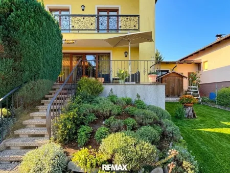 Haus mit Terrasse