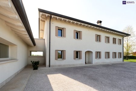 Ein wahrlich prachtvolles LUXUSANWESEN in Italien mit nur 45 Fahrminuten zum Meer!