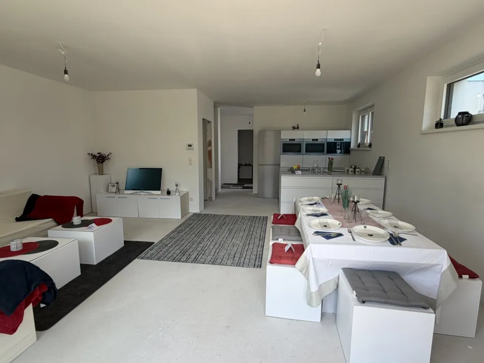Topmoderne Doppelhaushälfte Haus 4, belagsfertig, hochwertige Ausstattung mit Vaillant Wärmepumpe, Internorm Fenster, gelegen am Ende einer Sackgasse - Titelbild