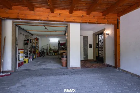 Carport, Garage