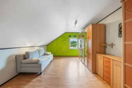 OG- Zimmer 3 -Kinderzimmer oder Gästezimmer