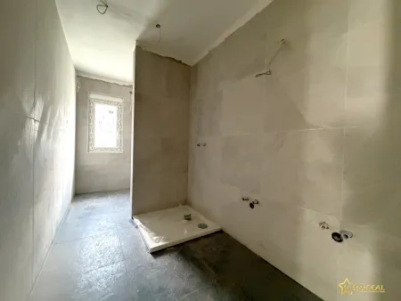 Badezimmer 1 OBERGESCHOSS