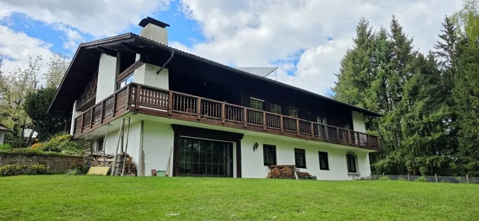 Am Balkon von Schärding: Direktor-Landhaus in unverbaubarer Grünrandlage, ca. 230 m² Wohnfläche - Titelbild