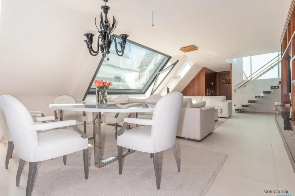 Exklusive Luxus-Dachgeschosswohnung mit ca. 60 m² Dachterrasse | voll möbliert | Smart Home | Garage | 1180 Wien - Bild