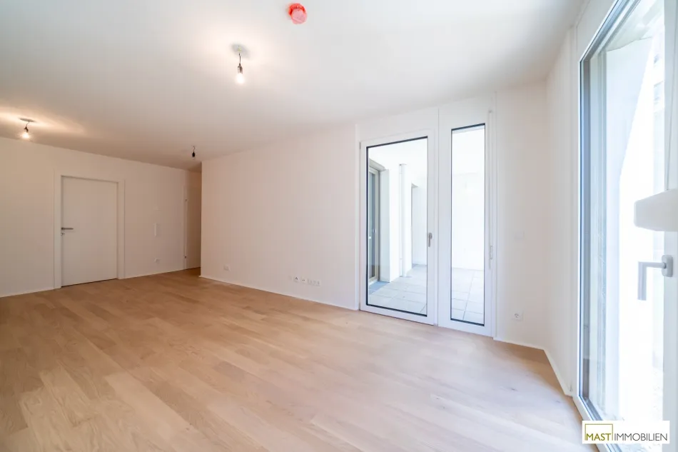 Aktionspreis bis November! 3-Zimmer Anlegerwohnung 5 Gehminuten vom Kagraner Platz - Bild