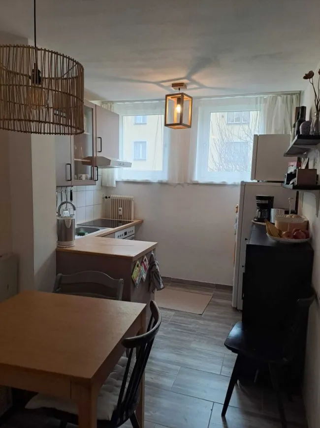 Charmante 3-Zimmer-Wohnung nahe der Salzach mit Loggia - Bild
