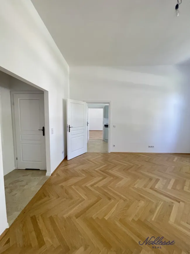 Außergewöhnlich und mitten im Grünen! Gemütliche 2 Zimmer Wohnung Nähe Deutsch Wagram! - Bild