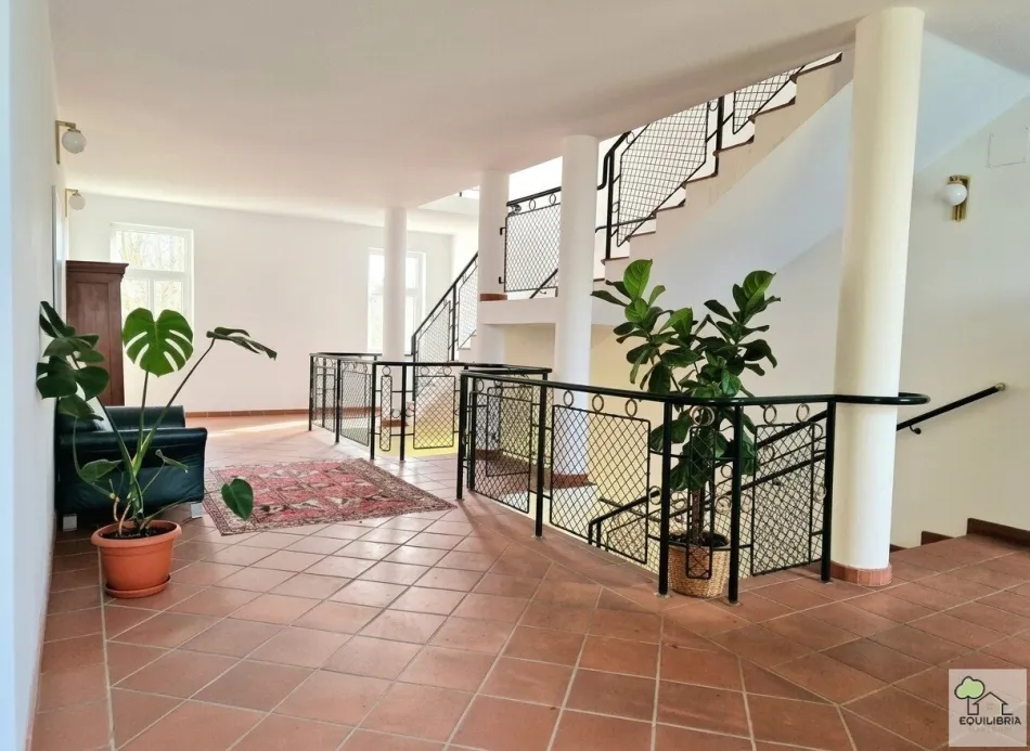 115m² BÜROFLÄCHE/KANZLEI/PRAXIS) --NETTOMIETE EUR 1541,- INKL. HEIZKOSTEN und BK - Bild