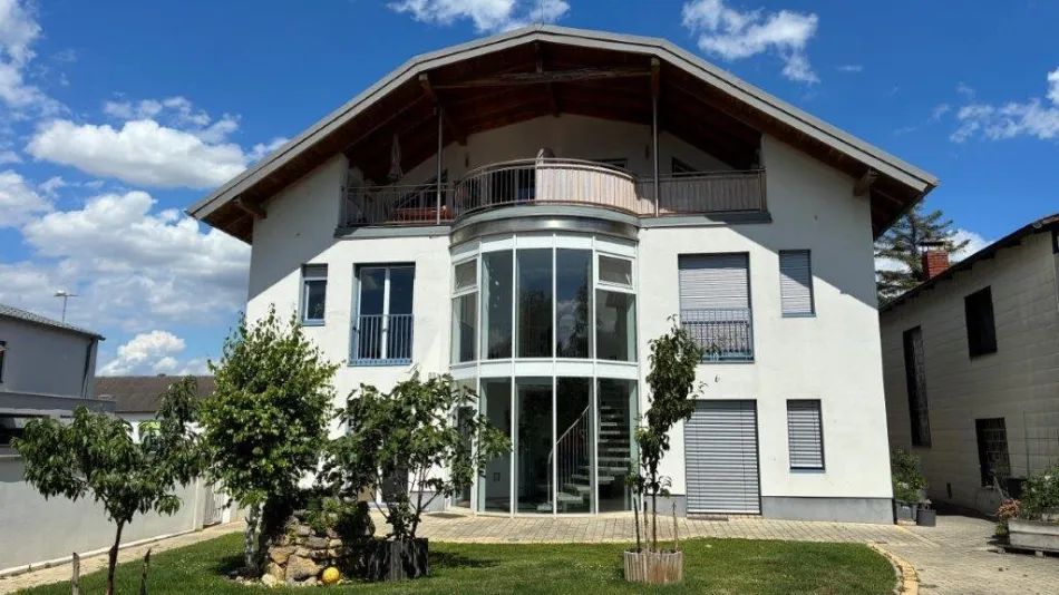 +++ INVESTORENOBJEKT AM NEUSIEDLER SEE - 4 APPARTEMENTS IN TOP-LAGE – IDEAL FÜR VERMIETUNG UND INVESTMENT nahe dem Kultlokal „das FRITZ" +++ - Titelbild