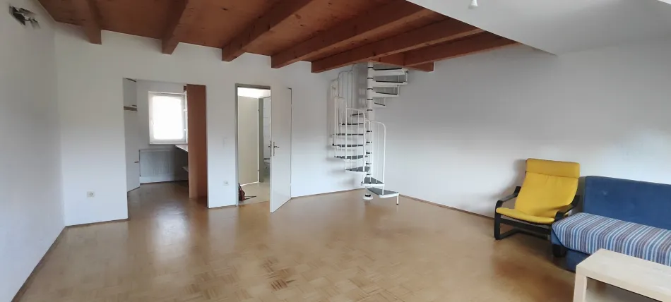 Stilvolle Maisonette-Wohnung mit offenem Wohnkonzept und Dachgeschoss-Galerie - Titelbild