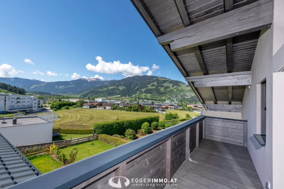 5760 Saalfelden : Penthouse ! Weitblick ! neuwertige, zentral gelegene, sonnige 4 Zimmerwohnung 123,94m²,Carport und Freistellplatz ! - Bild