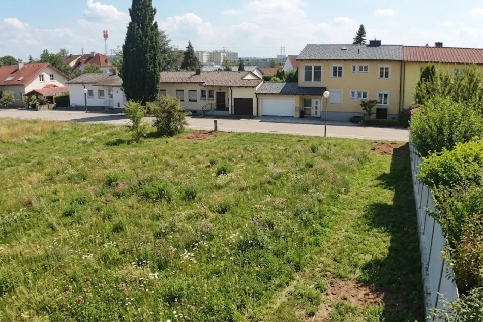 Ebenes Baugrundstück im Zentrum von Tulln - Aufschließung bezahlt! - Bild