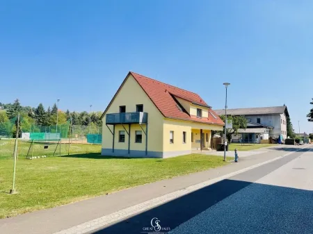 Wohnhaus Seitenansicht