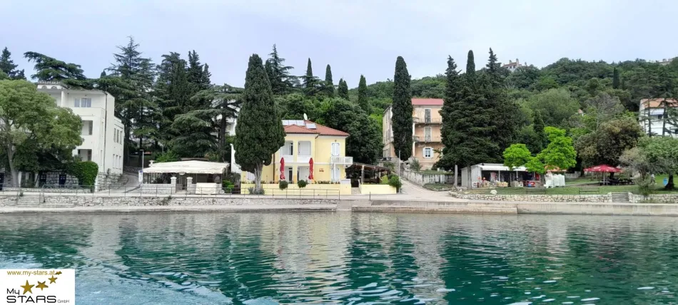 neuer KP: LEBEN & ev. ARBEITEN direkt am Meer, Villa mit 5 Zimmer & Restaurant mit Terrasse auf der Insel Krk! - Titelbild