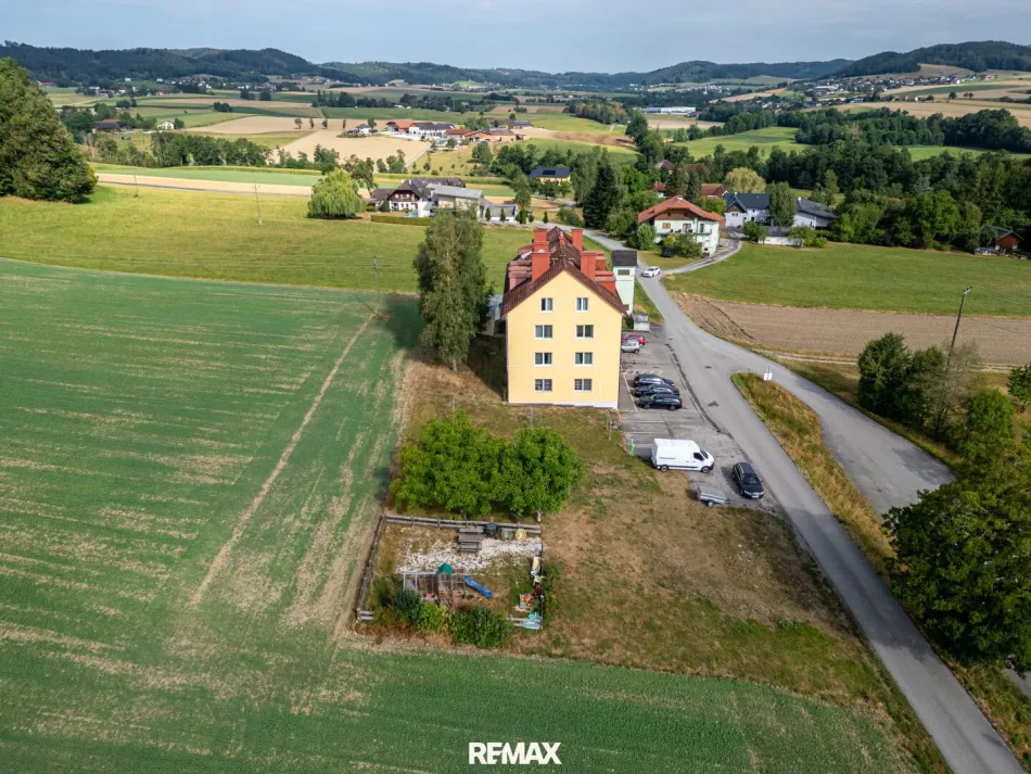 Zinshaus mit 12 Wohneinheiten