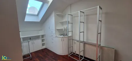 Schlafzimmer mit Einbauschränken