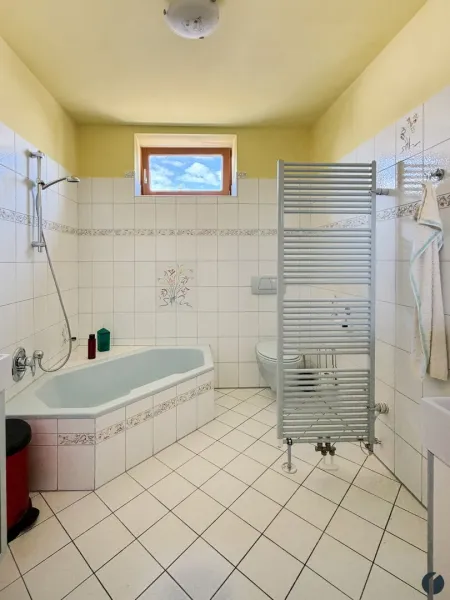 Badezimmer im OG