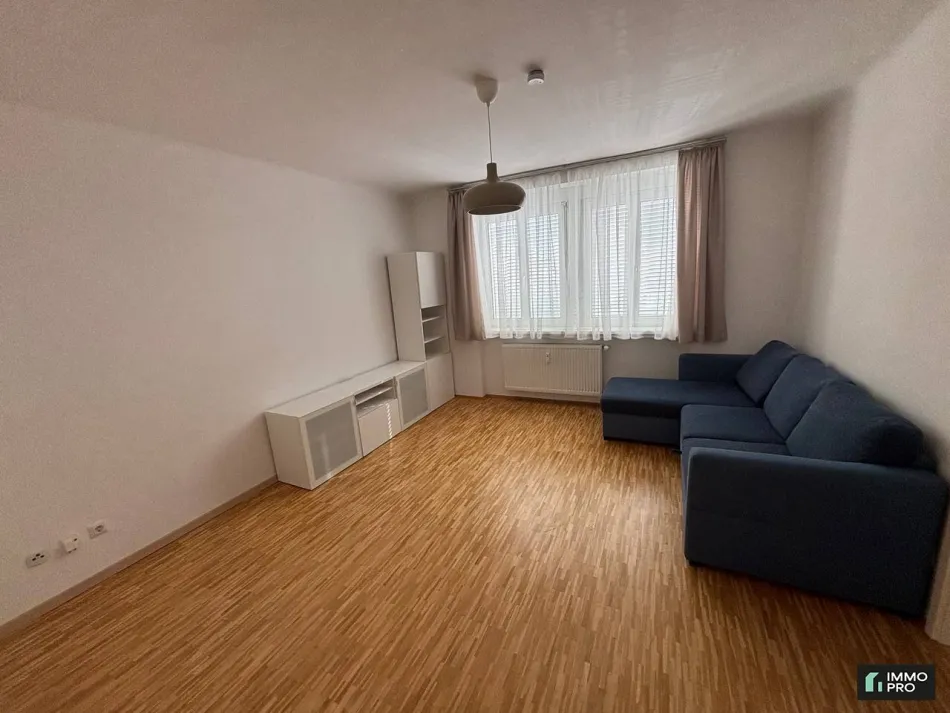 Schöne 3-Zimmer Wohnung - teilmöbliert - Titelbild