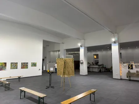 Helle Gewerbehalle ca. 388 m² mit Verkaufsraumcharakter – direkt an der Hauptstraße
