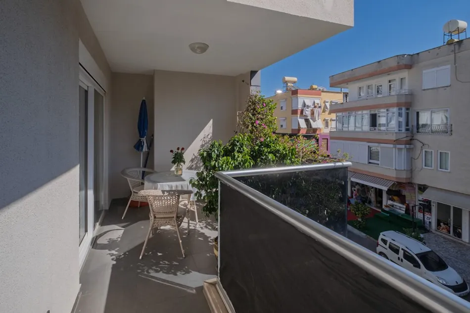 Moderne, möblierte 1+1-Wohnung in Antalya – nur ca. 1 km vom Meer entfernt - Bild