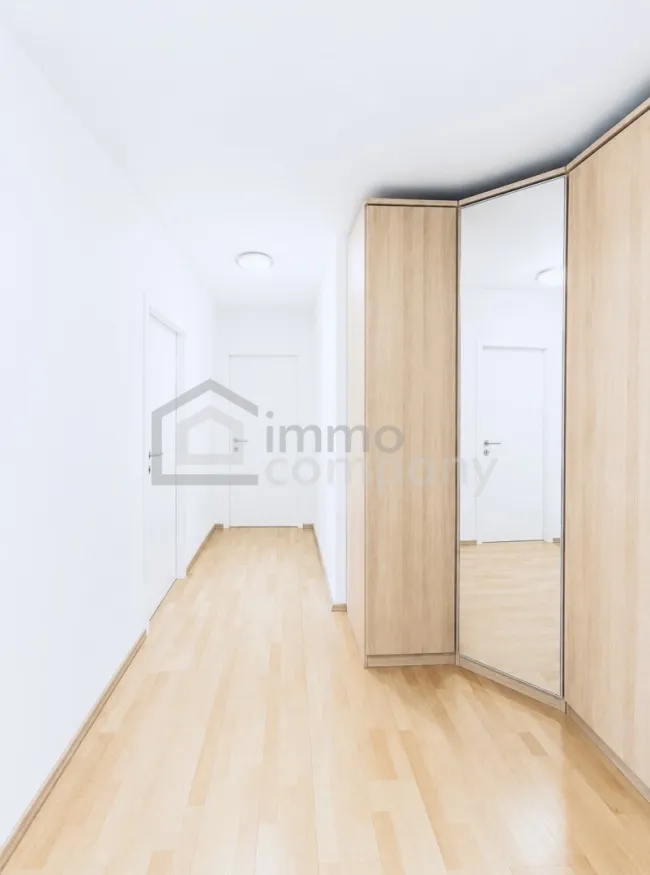 Großzügige 4-Zimmer-Wohnung + Küche in begehrter Lage des 3. Bezirks! Belvedere! U1 - Bild