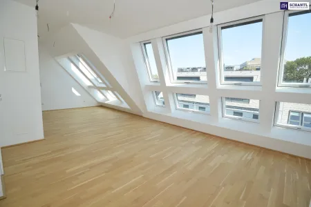 ABSOLUTES SCHNÄPPCHEN! Mega helle Dachgeschoß Wohnung mit 3 Zimmer und feiner Terrasse!