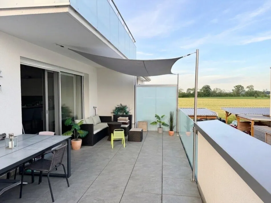 Traumhafte 3-Zimmer-Eigentumswohnung mit riesiger Dachterrasse (Bj. 2019) - Bild