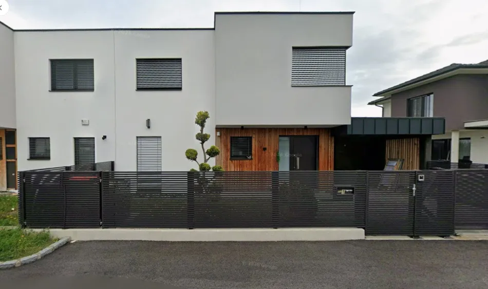 Moderne Doppelhaushälfte mit hochwertiger Ausstattung, 145m², 5 Zimmer, sowie Terrasse, Garten & Garage in Pottendorf, NÖ! - Titelbild