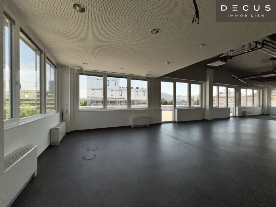 Attraktive Büroflächen in toller Lage mit sehr großzügigen Raumhöhen nahe der Donau in LINZ - Bild