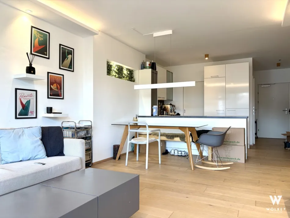 Moderne 3-Zimmer-Wohnung mit großer Loggia und Tiefgaragenstellplatz und POOL! - Titelbild