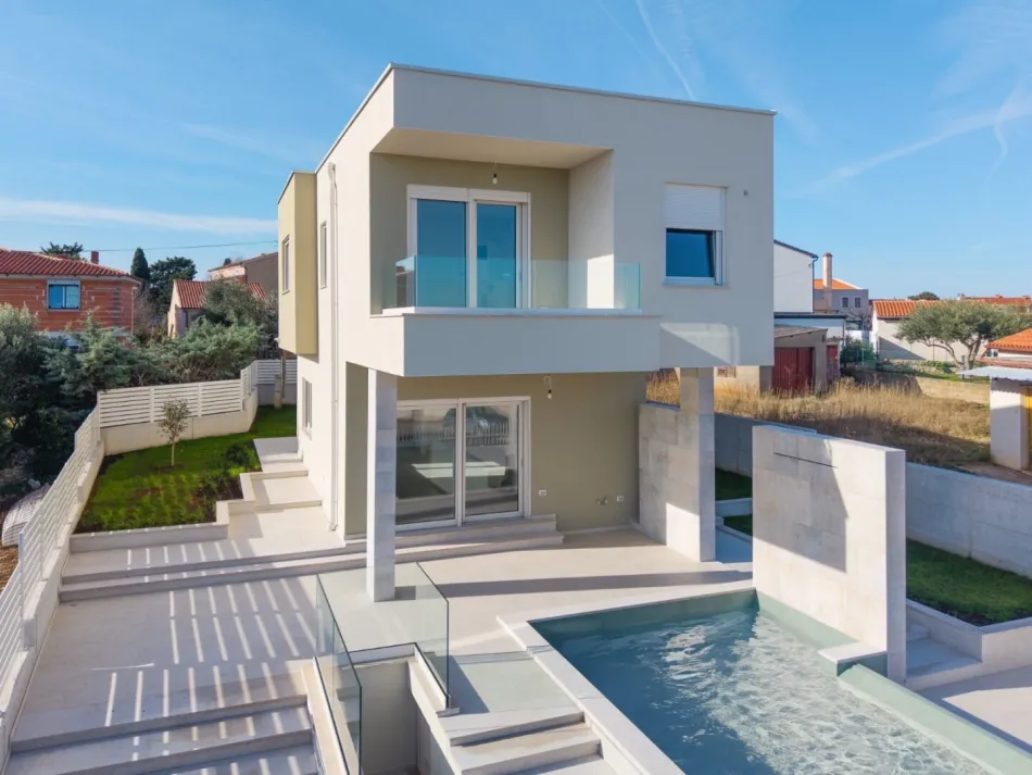 Traumferienhaus in Medulin, 172m², 3 Zimmer, Garten, 2 Terrassen, Solar, 750.000€ - Titelbild