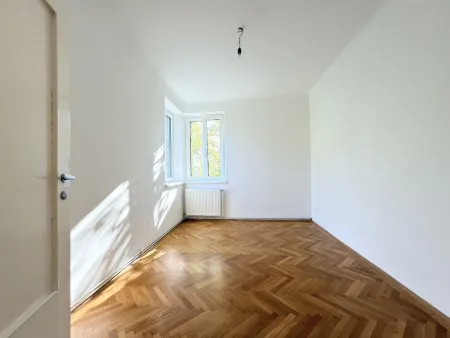 2. Schlaf / Arbeitszimmer