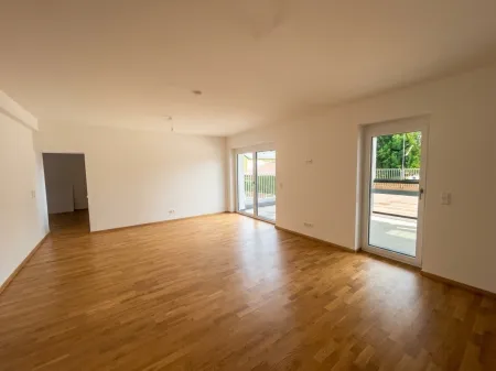 Großzügige Wohnung mit 86,57 m², 12 m² Loggia & 60 m² Terrasse