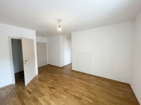 Großzügige Wohnung mit 86,57 m², 12 m² Loggia & 60 m² Terrasse