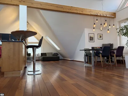 2. Etage - Wohnzimmer Blick Essbereich/Relaxbereich