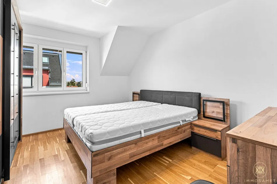 Helles 3-Zimmer-Apartment mit Balkon ! - Bild
