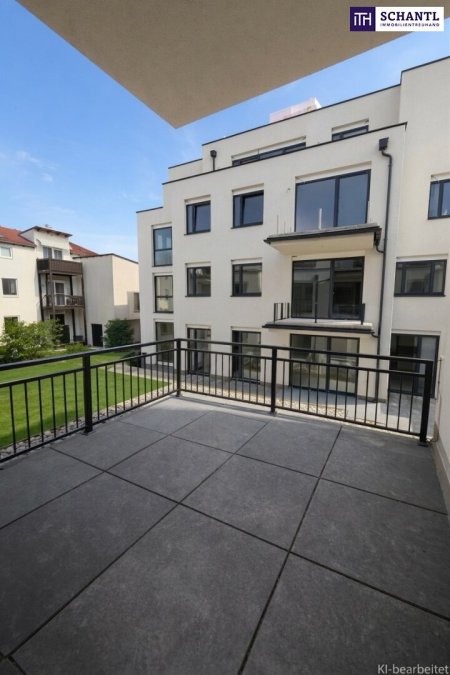 Elegante 4 Zimmer im Erstbezug mit viel Ruhe und süßem Balkon!