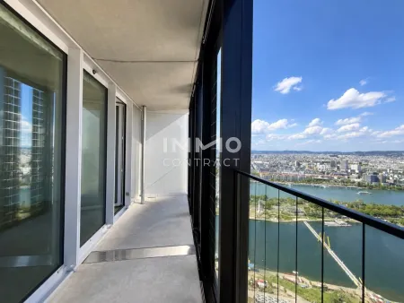 DC2 Tower: 36. Etage - Erstbezug mit 39sqm Balkon inkl. Fitnesstudio