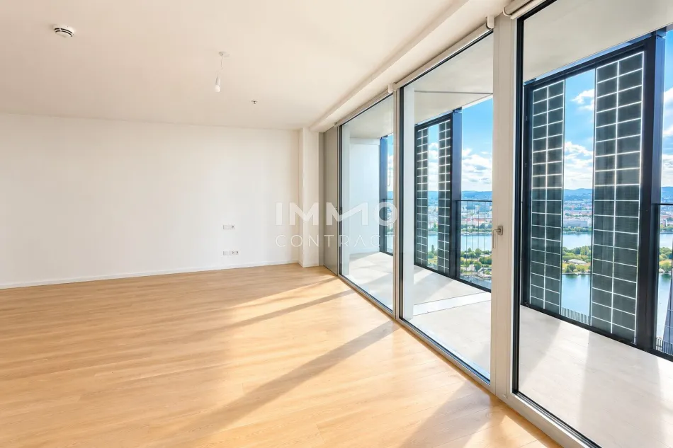Neu: DC2 Tower direkt an der Donauinsel - Erstbezug 32. Etage - Titelbild