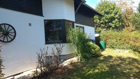 Charmantes Reiheneckhaus in Mondsee, 5 Zimmer, Garten, Balkon, Garage, 2.290.-- €/Monat
