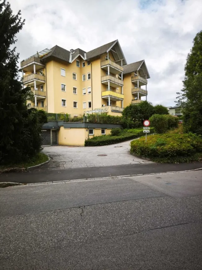 Moderne 3-Zi-Wohnung mit Balkon & Garage in Villach – Komfortabel & zentral! - Titelbild