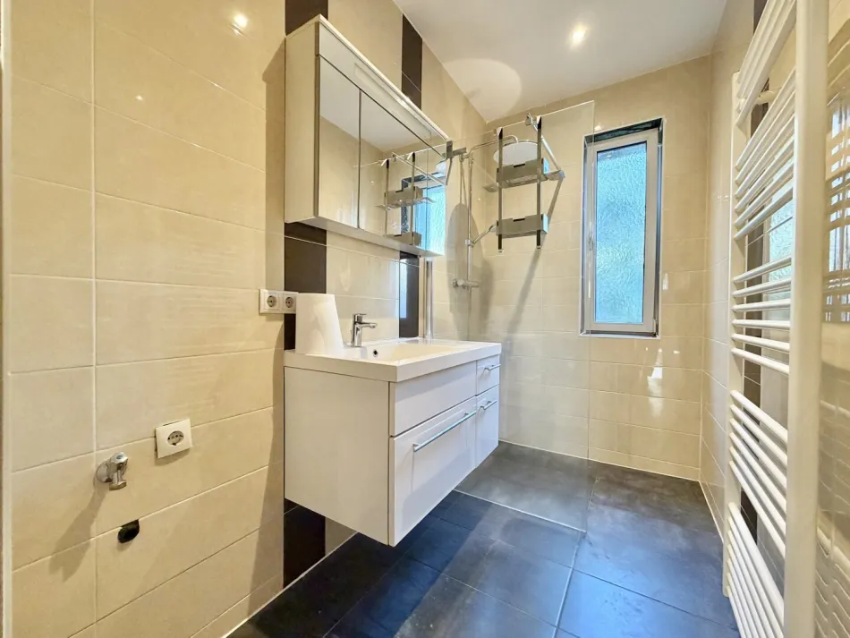 HELL UND MODERN - 2 ZIMMER NEUBAUWOHNUNG NAHE WIEDNER HAUPTSTRASSE - Bild