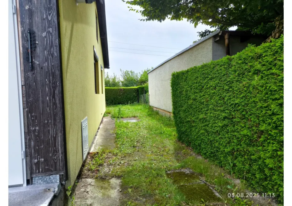 Sommer am See - Wohnen am Wasser - Ferienhaus mit Garten - Bild