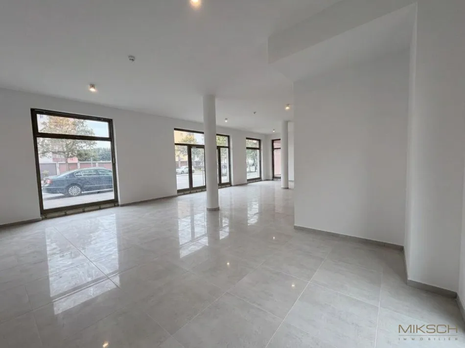 Neues Geschäftslokal I 152m² Nutzfläche I 20,47m² Freifläche I Außenstellplätze I in St. Pölten - Bild