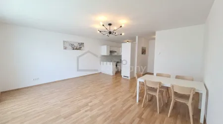 Großzügige 4-Zimmer Wohnung, 101m², WG-tauglich, nahe U6-Station Bahnhof Meidling
