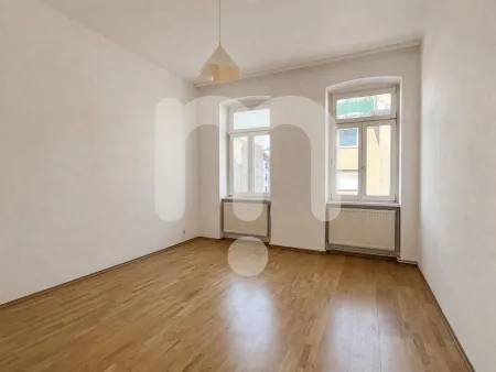 3-ZIMMER-ALTBAU in 1160 Wien – großzügiger Grundriss & geplanter Hofbalkon