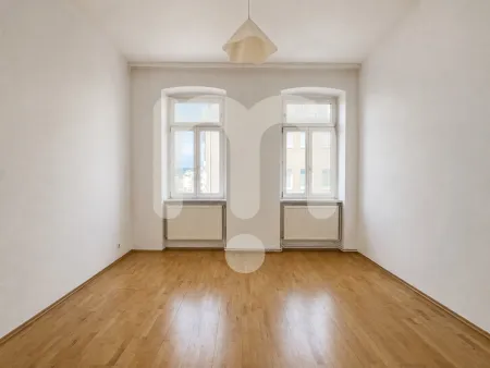3-ZIMMER-ALTBAU in 1160 Wien – großzügiger Grundriss & geplanter Hofbalkon