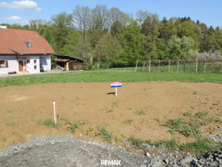 Grundstück 4