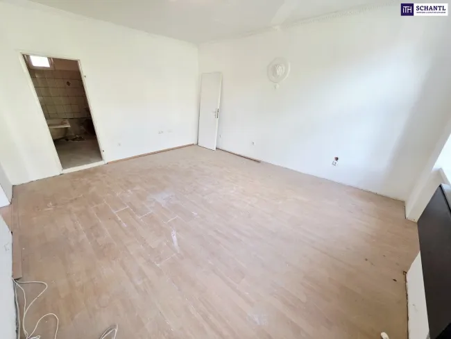 Selbst gestalten! Altbauwohnung mit Renovierungsbedarf in der schönen Hasnerstraße! Perfekte Infrastruktur und Anbindung + Ruhige Fahrradstraße + Balkonanbau möglich! Jetzt zugreifen! - Titelbild